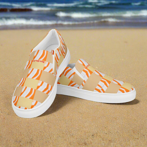 'Orange Swirl On the Beach' Men’s Slip-On Canvas Shoes