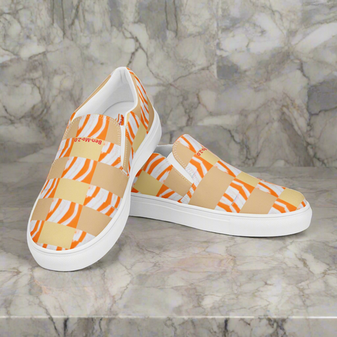 'Orange Swirl On the Beach' Men’s Slip-On Canvas Shoes