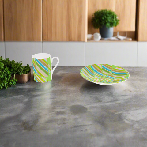 BM2-Casa 'Clover Striper' Cup & Saucer