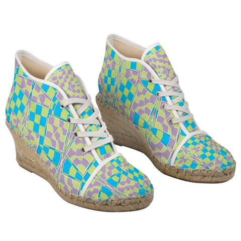‘Dueling Clovers' Women’s Hi-top Lace Up Espadrille Wedges